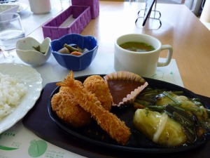 レストランでランチ 2