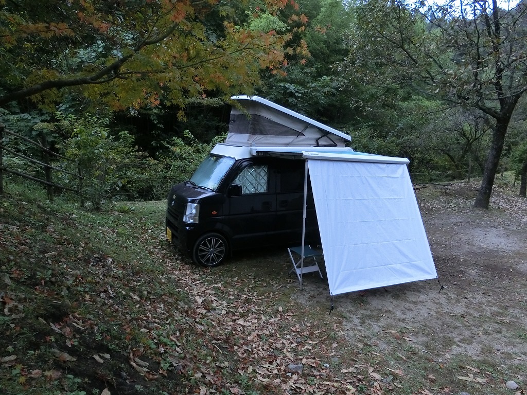 延長タープを下にセット_20131015