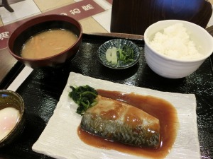 鯖の味噌煮定食_20131221
