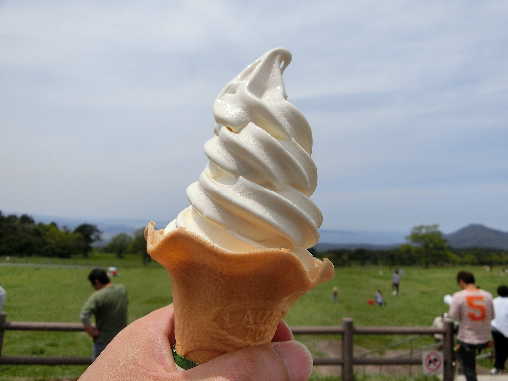 大山まきばみるくの里のソフトクリーム_20140518