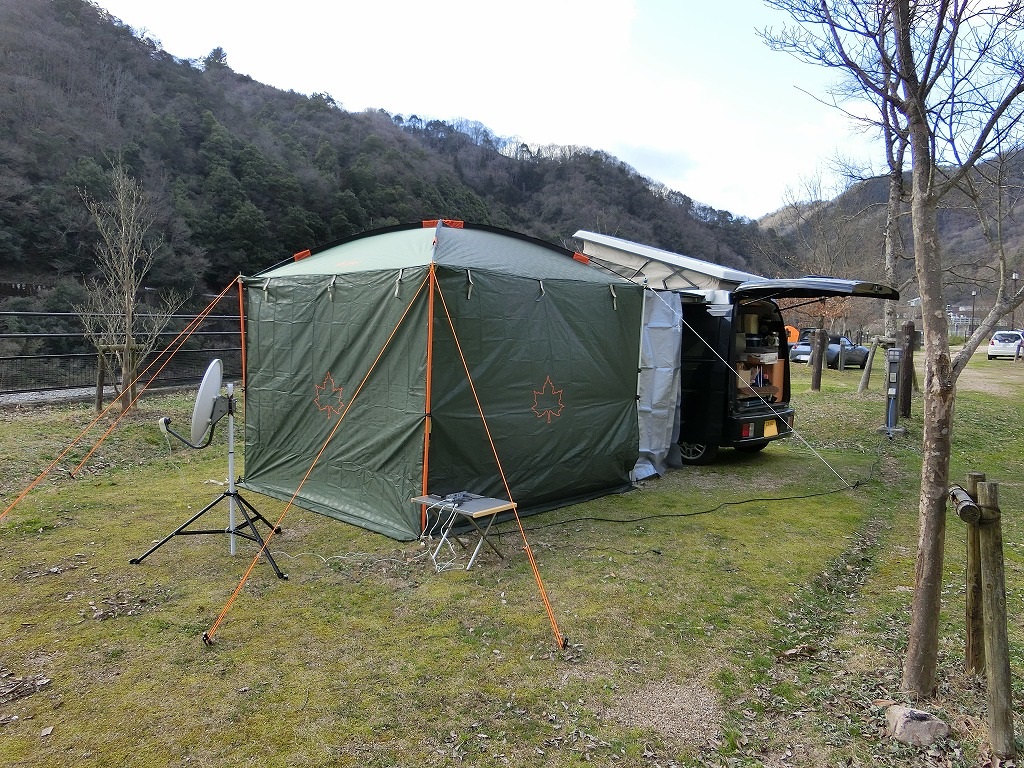 BSアンテナセッティング風景_20160312