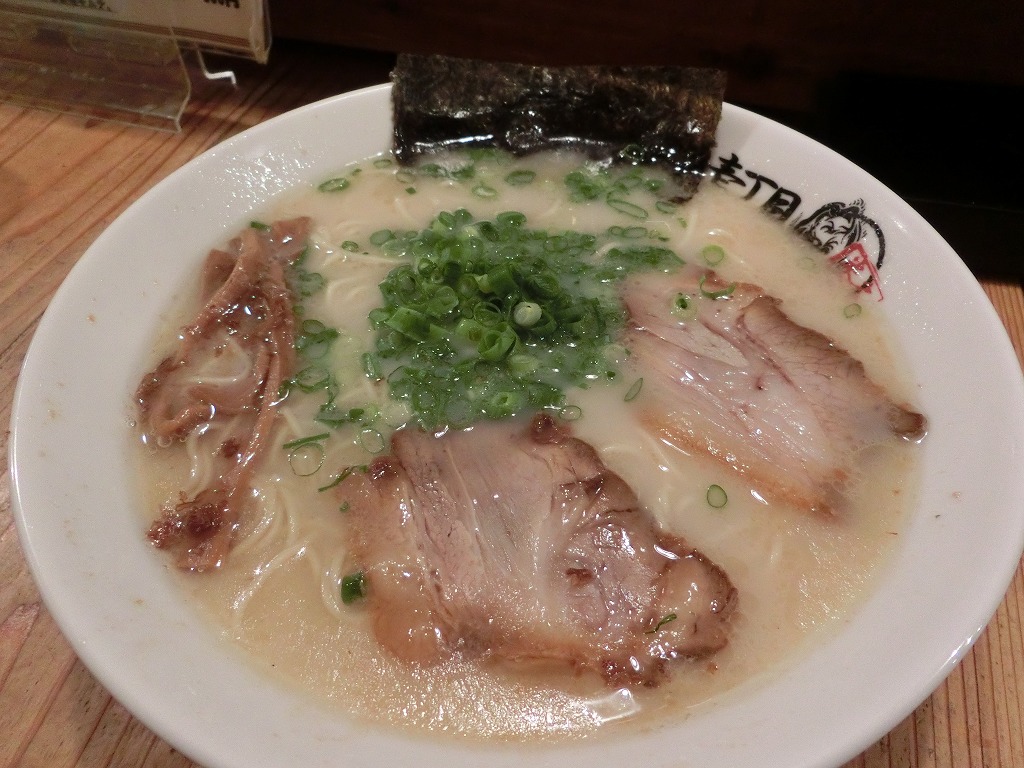 壱丁目ラーメンの久留米昔味_600円_20161122